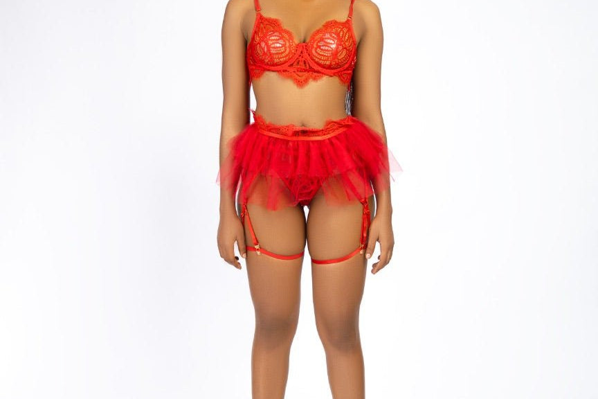 Ruby Rapture Lingerie Set - EileyNova